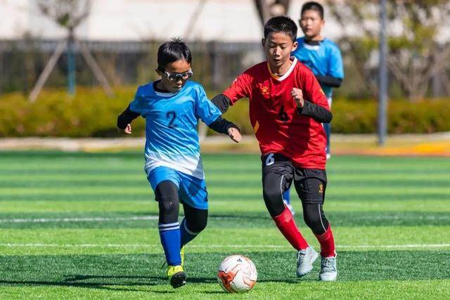 八村塁32+10詹姆斯23+14+12 湖人擒灰熊5连胜