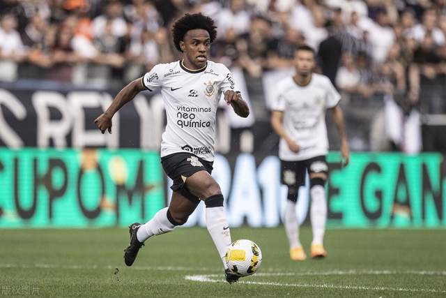 利字合砍63分三球空砍50分 雄鹿险胜黄蜂4连胜